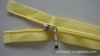 中國拉鏈十大知名品牌 安徽尼龍拉鏈碼裝暢銷海內外，探索三力(福建)拉鏈的卓越之路