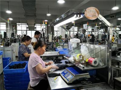 深圳市華圣達拉鏈 28年堅守，鏈出廣闊發展天地